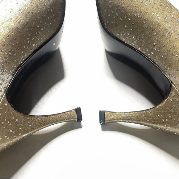 STUART WEITZMAN GOLD & SILVER HEELS - Picture 4 of 15